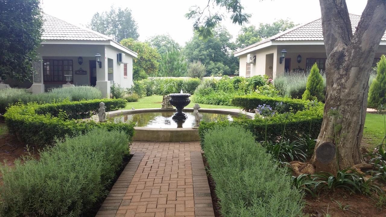 Farmhouse Lodge นิวคาสเซิล ภายนอก รูปภาพ